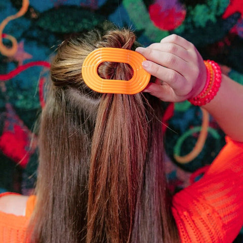 Day Rave Medium Flat Round Hair Clip