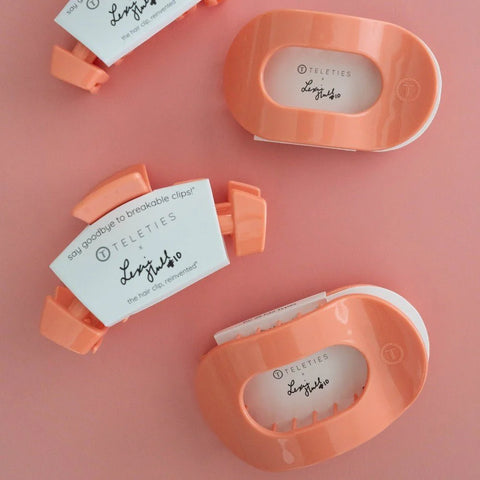Lexie Hull Large Flat Round Hair Clip